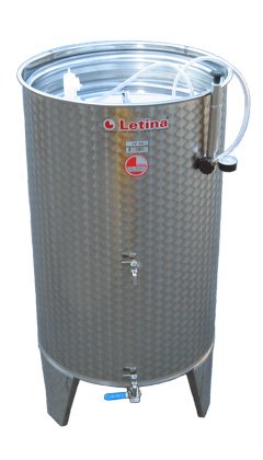 Open top fermentation tank with air cap 