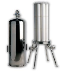 Candle filter housing made of AISI 316